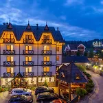 Pid Strihoju Hotel