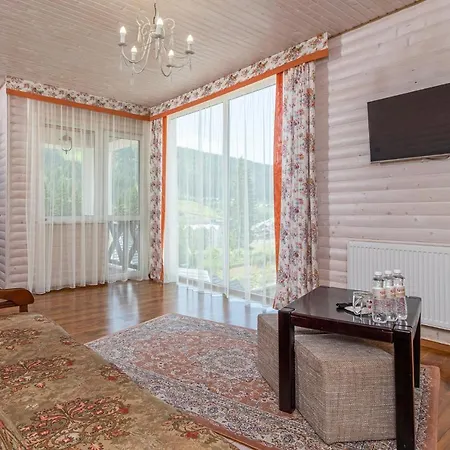 Otel Pid Strihoju
