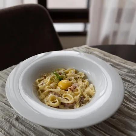 Pid Strihoju Hotel *