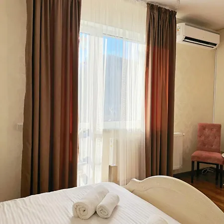 Hotel Pid Strihoju