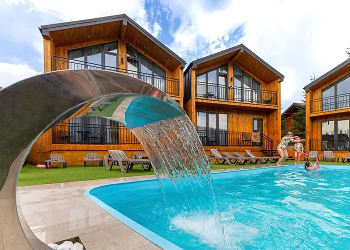 Pid Strihoju 酒店 布克维