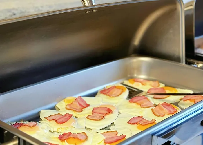 Pid Strihoju 酒店 布克维