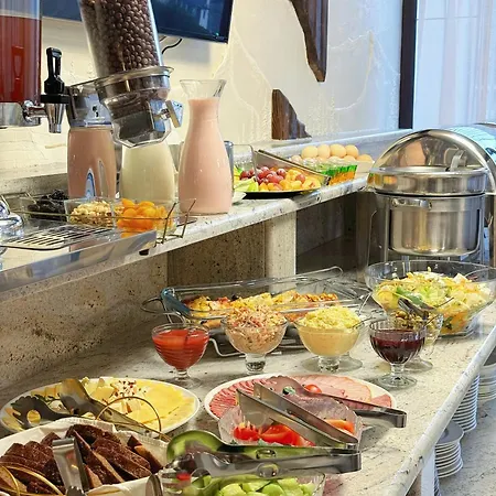 Pid Strihoju * بوكوفِل